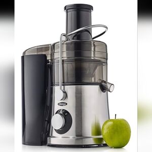 Omega C2100S High Juicer with Extra Large Three-Inch Chute, Silver